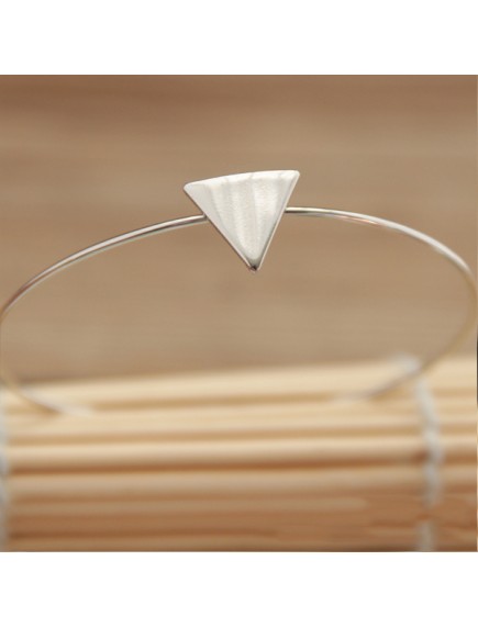 RGB1020W - Gelang Korean Triangular Layer Bracelet